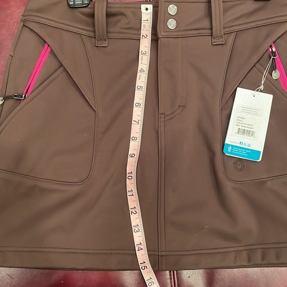 ISIS NWT “CARLOTTA” soft shell winter snow sports skirt in Dark Roast - Picture 11 of 16